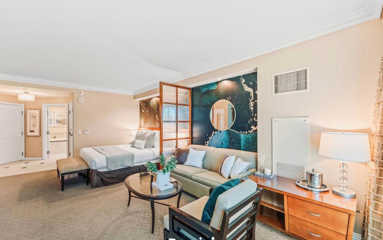 Balcony Full Strip View Suite Mgm Signature Free Valet Las Vegas Exterior foto